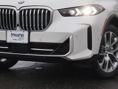 Used 2024 BMW X5 xDrive40i w/ Premium Package AWD/4WD image 34