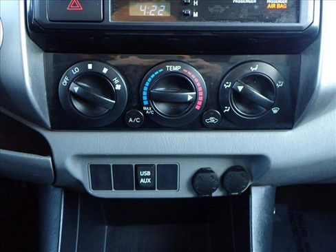 Used 2013 Toyota Tacoma 4x4 Double Cab w/ TRD Sport Pkg image 16