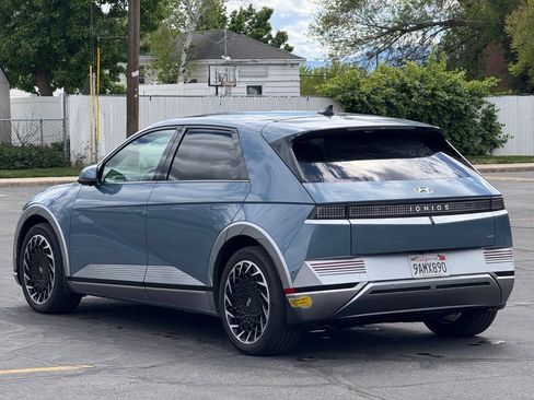 Used 2022 Hyundai Ioniq 5 Limited image 7