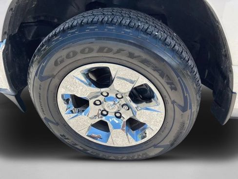 Used 2019 RAM 1500 Big Horn AWD/4WD image 13