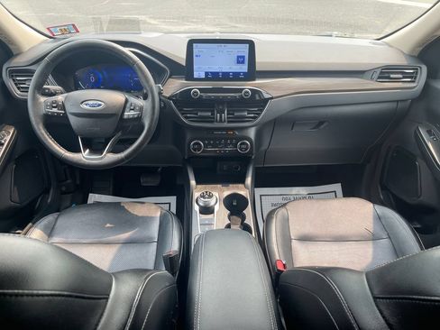 Used 2020 Ford Escape Titanium AWD/4WD image 21