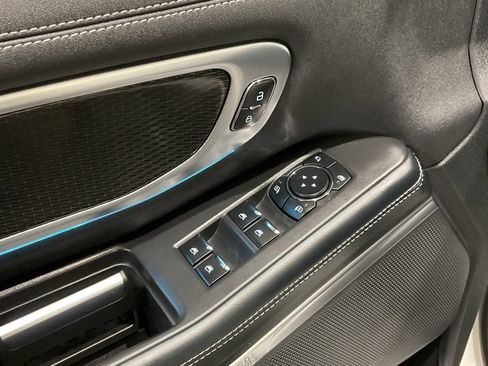 Used 2025 Ford Expedition Max Platinum w/ Stealth Appearance Package image 7