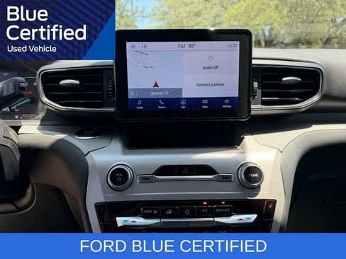 Used 2023 Ford Explorer XLT w/ Equipment Group 202A RWD image 13