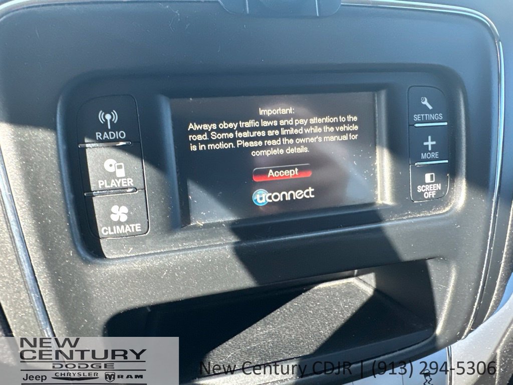 Used 2016 Dodge Journey SXT w/ Comfort/Convenience Group FWD image 23