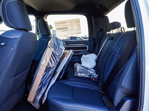 New 2026 RAM 3500 Big Horn AWD/4WD image 22
