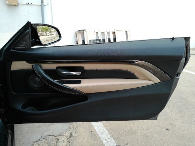 Used 2015 BMW M4 Convertible RWD image 23