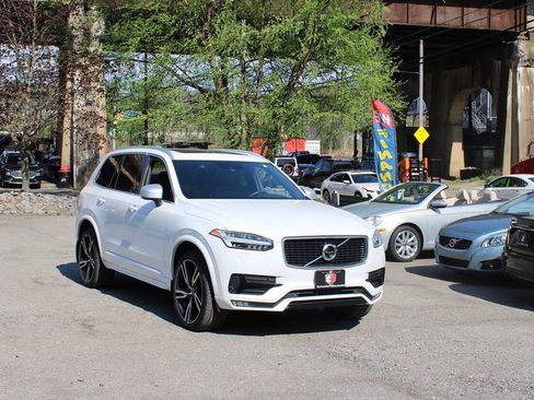 Used 2016 Volvo XC90 T6 R-Design w/ Vision Package image 13