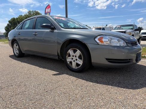 Used 2007 Chevrolet Impala LS FWD image 1