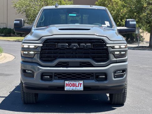 New 2026 RAM 2500 Laramie AWD/4WD image 8