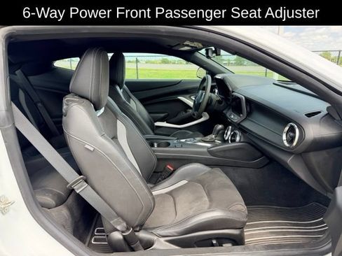 Used 2022 Chevrolet Camaro SS RWD image 10