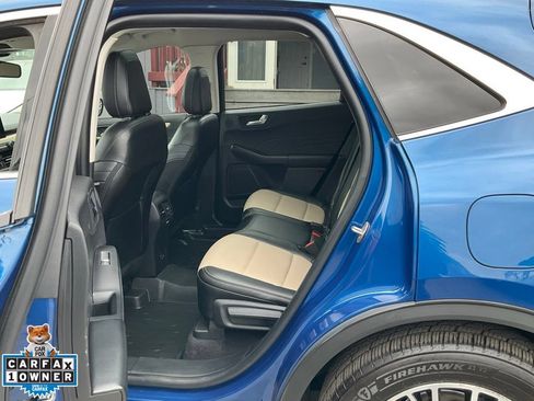 Used 2022 Ford Escape Titanium w/ Titanium Premium Package FWD image 28