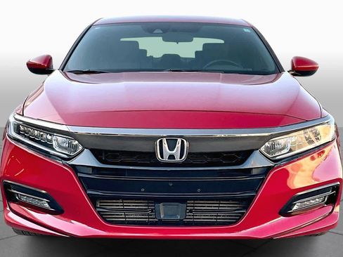 Used 2019 Honda Accord Sport image 4
