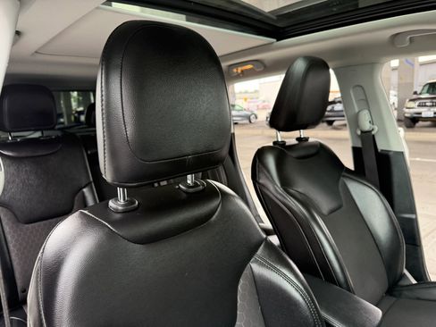 Used 2019 Jeep Compass Latitude image 27