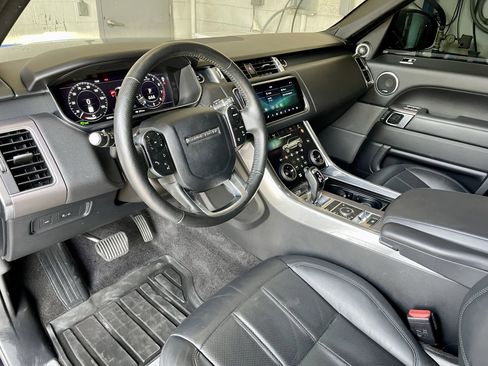 Used 2019 Land Rover Range Rover Sport HSE image 14