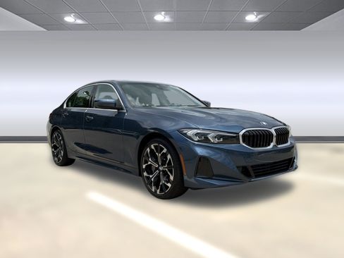 Used 2026 BMW 330i Sedan RWD image 7