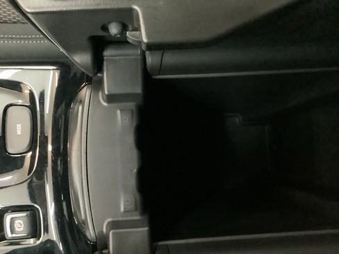 Used 2022 Buick Envision Preferred image 22