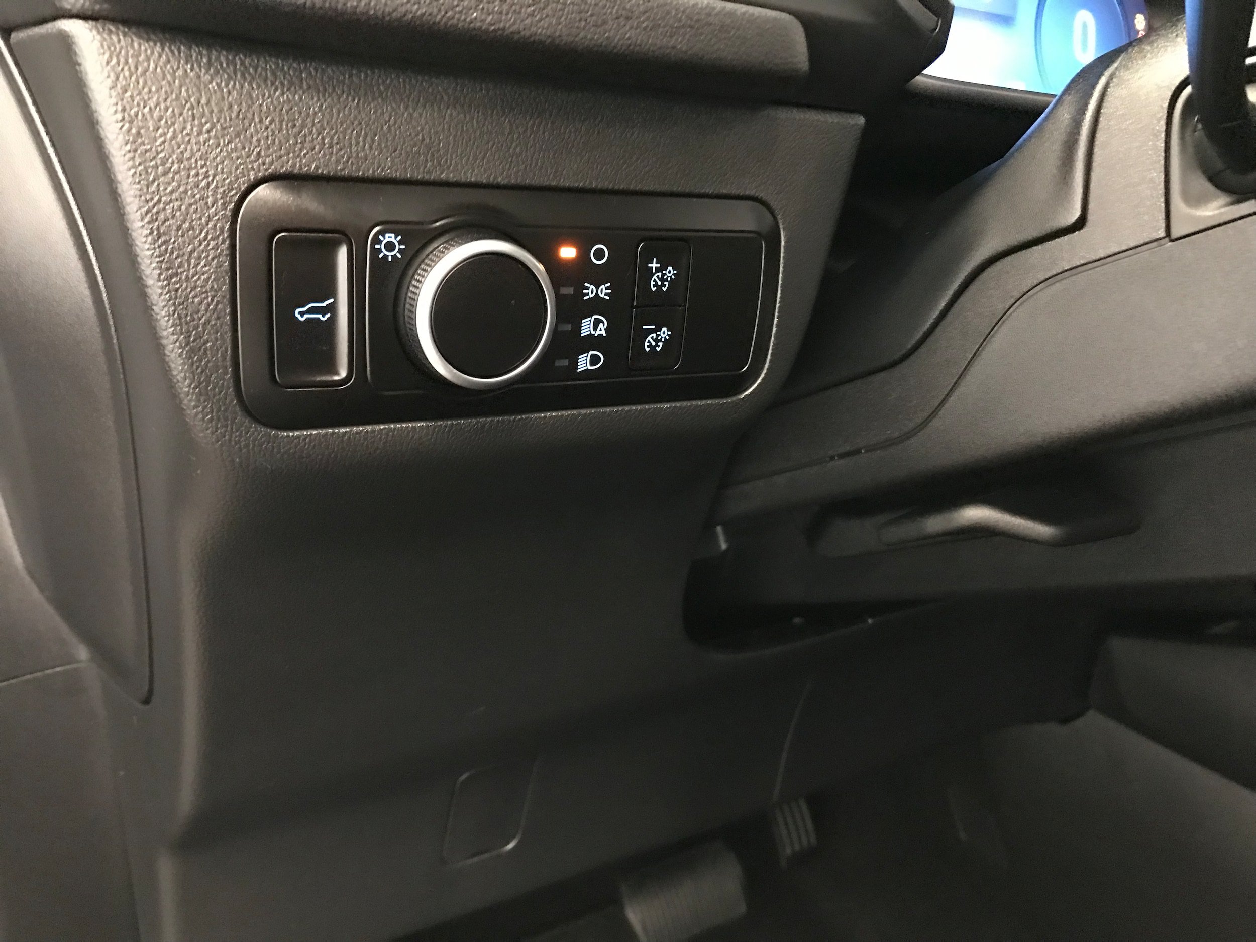 Used 2026 Ford Escape Active w/ Active Premium Tech Pack AWD/4WD image 18