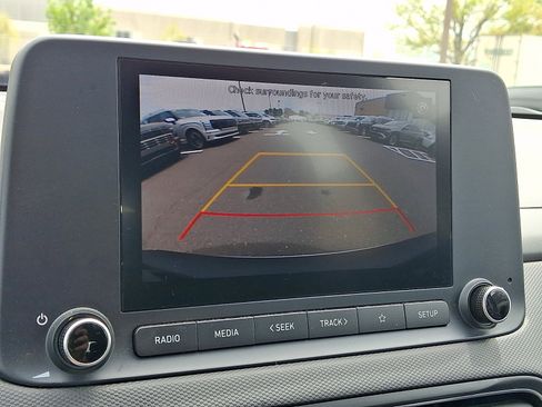 Certified 2023 Hyundai Kona SE AWD/4WD image 16