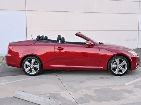 Used 2010 Lexus IS 250C RWD image 8
