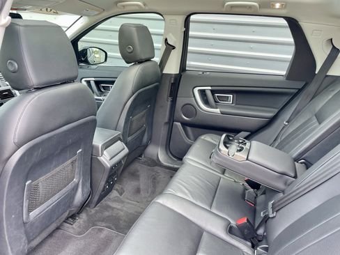 Used 2018 Land Rover Discovery Sport HSE AWD/4WD image 30
