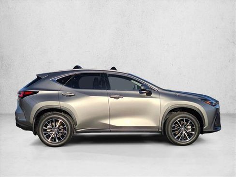Used 2025 Lexus NX 350 AWD image 4
