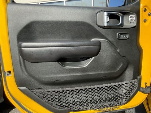 Used 2020 Jeep Wrangler Sport image 29