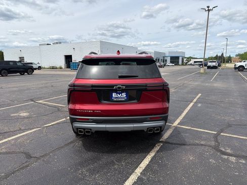New 2026 Chevrolet Traverse LT w/ Driver Confidence Package AWD/4WD image 6