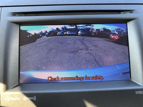 Used 2014 Toyota Prius Prime Plug-In Hybrid FWD image 17