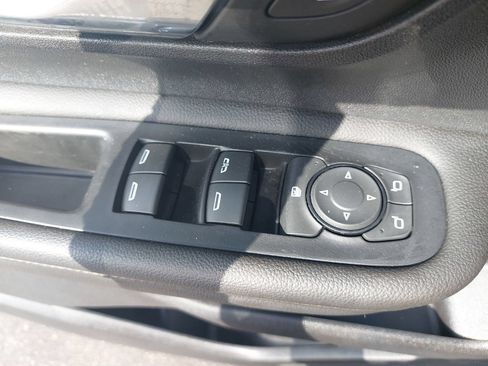 Used 2020 GMC Terrain SLE w/ Elevation Edition FWD image 30