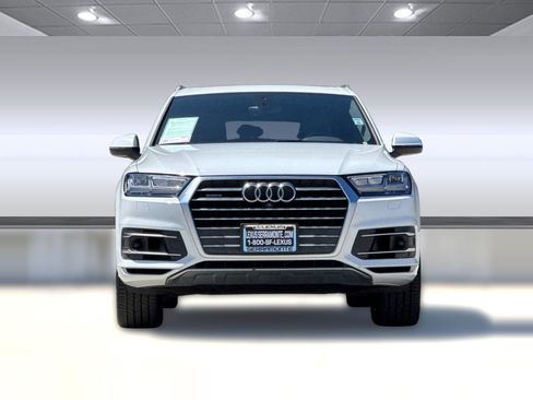 Used 2017 Audi Q7 3.0T Premium Plus w/ Premium Plus Package AWD/4WD image 5