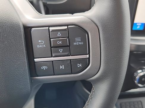 Used 2026 Ford F250 Lariat AWD/4WD image 13