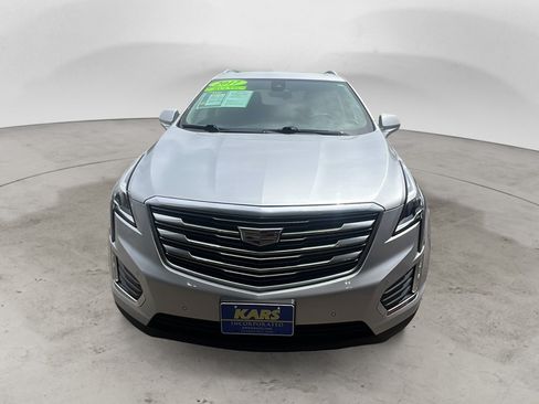 Used 2017 Cadillac XT5 Premium Luxury AWD/4WD image 2