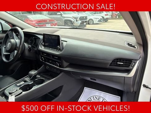 Used 2023 Nissan Rogue SV w/ SV Premium B Package AWD/4WD image 24