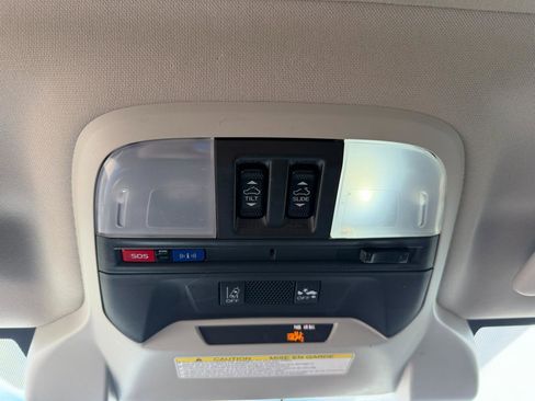 Used 2018 Subaru Crosstrek 2.0i Premium image 13