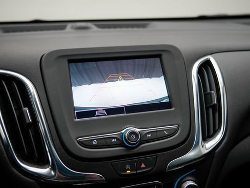 Used 2024 Chevrolet Equinox LT image 28