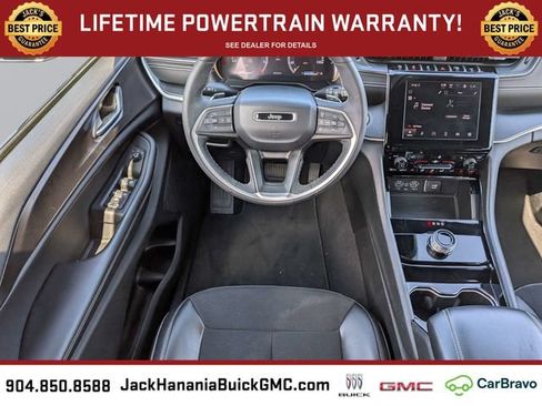 Used 2023 Jeep Grand Cherokee L Laredo AWD/4WD image 16