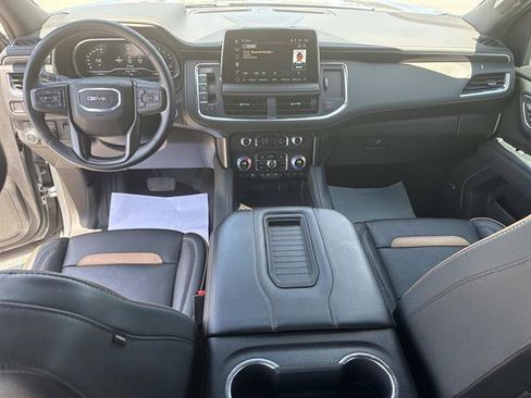 Used 2023 GMC Yukon XL AT4 AWD/4WD image 20