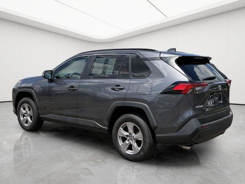 Used 2025 Toyota RAV4 XLE AWD/4WD image 6