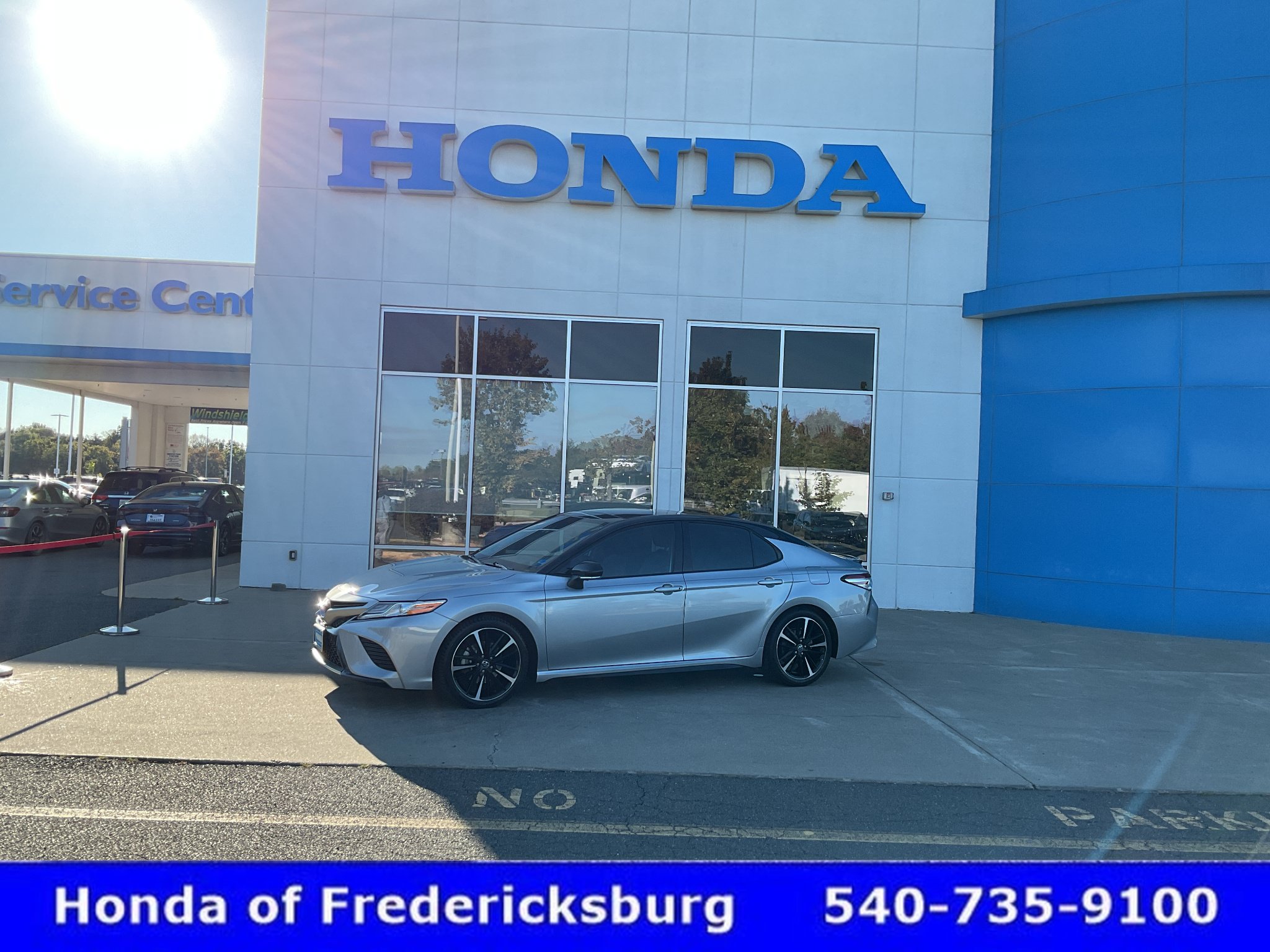 Used 2020 Toyota Camry XSE w/ Driver Assist Package FWD image 1
