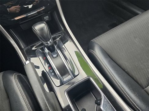 Used 2016 Honda Accord Sport image 15