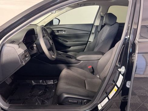 Used 2023 Honda Accord EX image 14