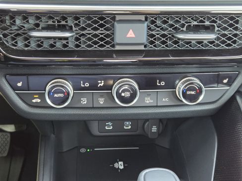 Used 2025 Acura ADX AWD image 25