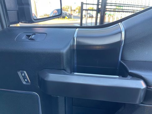 Used 2018 Ford F150 Lariat w/ Equipment Group 502A Luxury AWD/4WD image 36