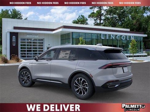New 2026 Lincoln Nautilus Premier image 4