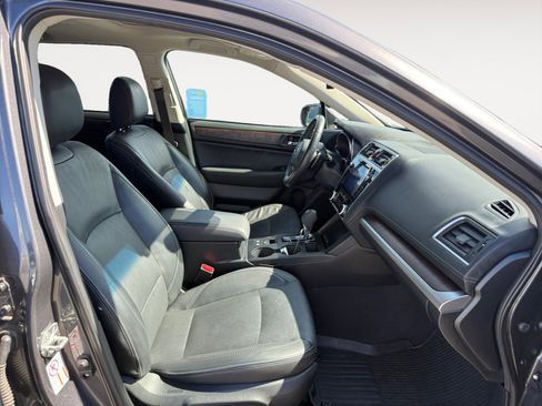 Used 2019 Subaru Outback 2.5i Limited image 19