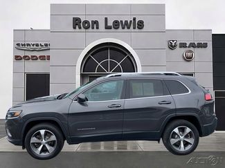 Used 2020 Jeep Cherokee Limited w/ Trailer Tow Group AWD/4WD video 1