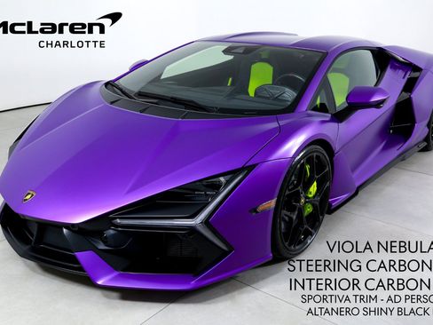 Used 2025 Lamborghini Revuelto AWD/4WD image 1