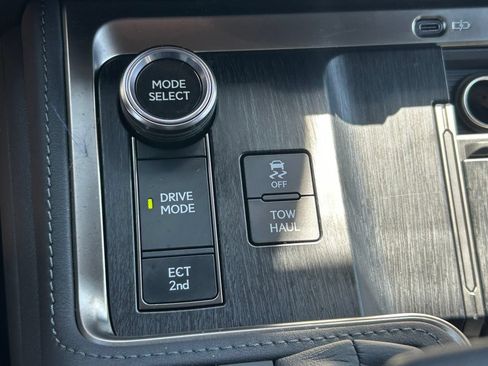 Used 2026 Lexus GX 550 AWD/4WD image 36