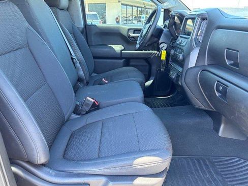 Used 2019 Chevrolet Silverado 1500 Custom Trail Boss w/ Custom Convenience Package AWD/4WD image 12
