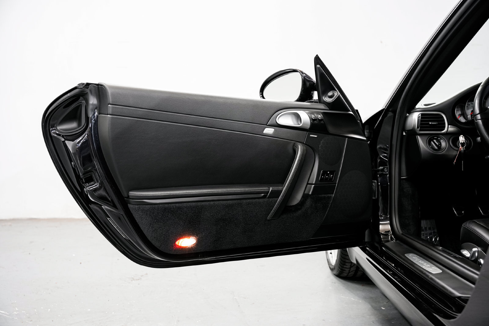 Used 2011 Porsche 911 Carrera S RWD image 22